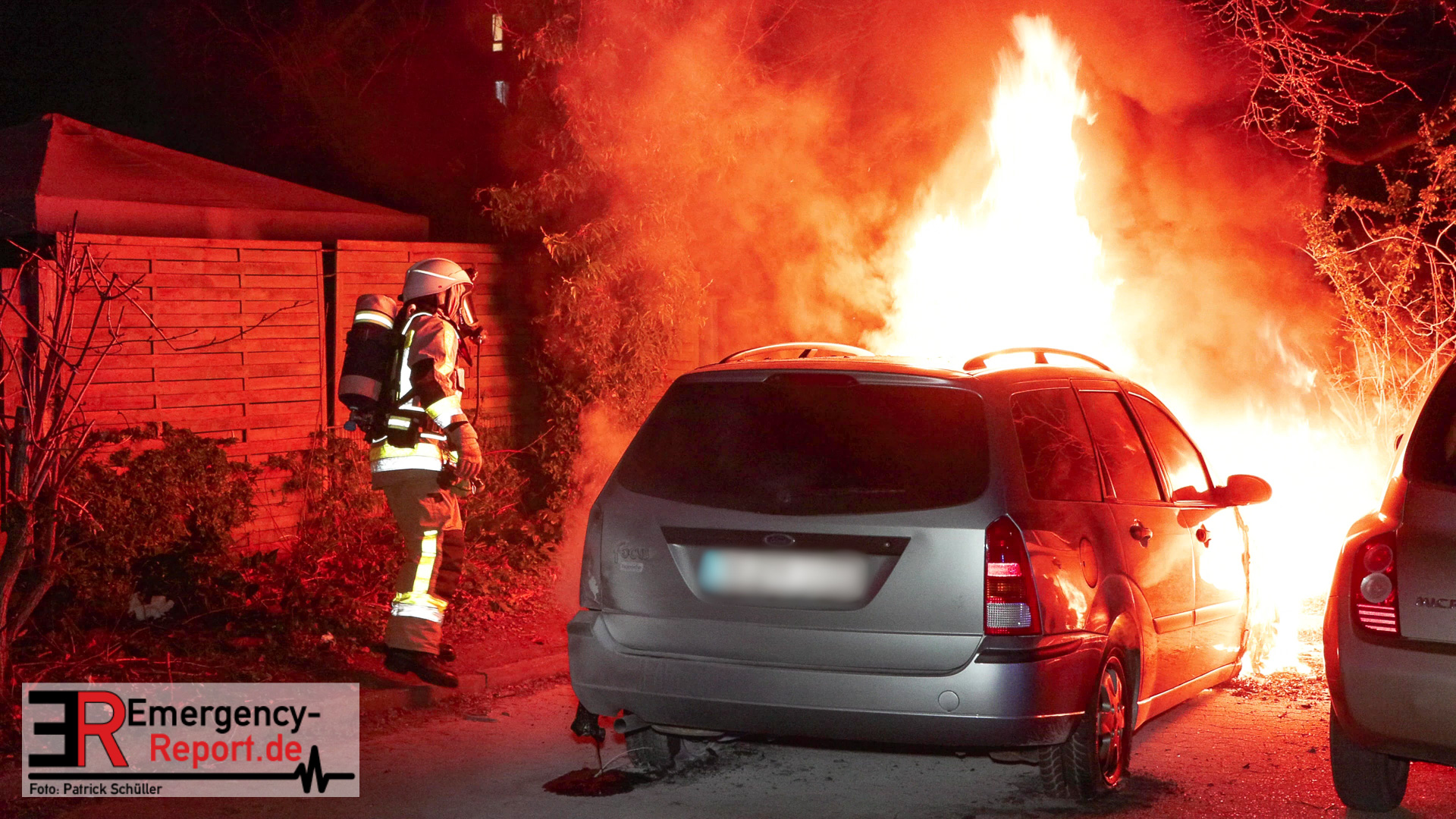 Monheim Berliner Viertel Feuerwehr L Schte Brennendes