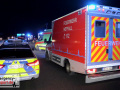 Schwerer Unfall: PKW überschlug sich nach Kollision und blieb au Schwerer Unfall: PKW überschlug sich nach Kollision und blieb au