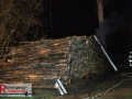 02.03.2021  - Neuss brennender Holzstapel