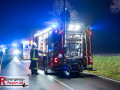 09.11.2025_Dormagen_schwerer_Verkehrsunfall_PKW_gegen_Baum_lebensgefahr 09.11.2025_Dormagen_schwerer_Verkehrsunfall_PKW_gegen_Baum_lebensgefahr