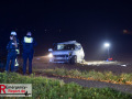 09.11.2025_Dormagen_schwerer_Verkehrsunfall_PKW_gegen_Baum_lebensgefahr 09.11.2025_Dormagen_schwerer_Verkehrsunfall_PKW_gegen_Baum_lebensgefahr