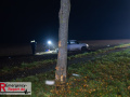 09.11.2025_Dormagen_schwerer_Verkehrsunfall_PKW_gegen_Baum_lebensgefahr