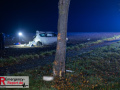09.11.2025_Dormagen_schwerer_Verkehrsunfall_PKW_gegen_Baum_lebensgefahr
