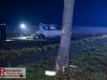 09.11.2025_Dormagen_schwerer_Verkehrsunfall_PKW_gegen_Baum_lebensgefahr