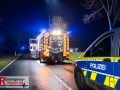 09.11.2025_Dormagen_schwerer_Verkehrsunfall_PKW_gegen_Baum_lebensgefahr