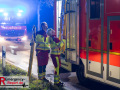 09.11.2025_Dormagen_schwerer_Verkehrsunfall_PKW_gegen_Baum_lebensgefahr 09.11.2025_Dormagen_schwerer_Verkehrsunfall_PKW_gegen_Baum_lebensgefahr