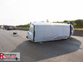 16.06.25_A4_Verkehrsunfall_Merzenich_Lachgas_im_Kofferraum_Transporter_auf_Seite