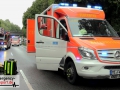 Schwerer Frontalunfall zwischen Kleintransporter und Auto: 4 Per