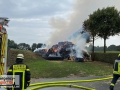 Gelsenkirchen: 800 Strohballen in Vollbrand