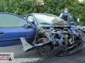 Schwerer Unfall zwischen 2 Autos - Fahrerin schwer verletzt - Ku