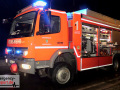 Sturmtief "Goran": Baum stürzte auf Gehweg und Straße - 2 Fahrze