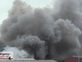 Großeinsatz: Lagerhalle im Vollbrand mit massiver Rauchentwicklu