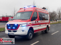 29.01.2026_Neuss_besoffene_rasen_und_überschlagen_sich_danach_greifen_sie_ersthelfer_und_schüler_an