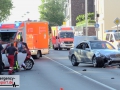 Schwerer Unfall zwischen 3 Autos - 6 Personen wurden verletzt