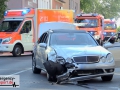 Schwerer Unfall zwischen 3 Autos - 6 Personen wurden verletzt