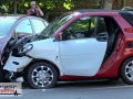 Schwerer Unfall zwischen 3 Autos - 6 Personen wurden verletzt