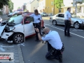 Schwerer Unfall zwischen 3 Autos - 6 Personen wurden verletzt