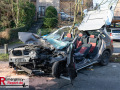 20.01.2026_Neuss_Frontalunfall_PKW_gegen_LKW_eingeklemmt_lebensgefahr