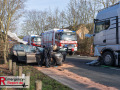 20.01.2026_Neuss_Frontalunfall_PKW_gegen_LKW_eingeklemmt_lebensgefahr