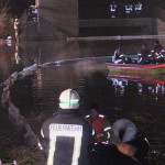 Großeinsatz- Gewässerverunreinigung hält Feuerwehren Stunden in -06