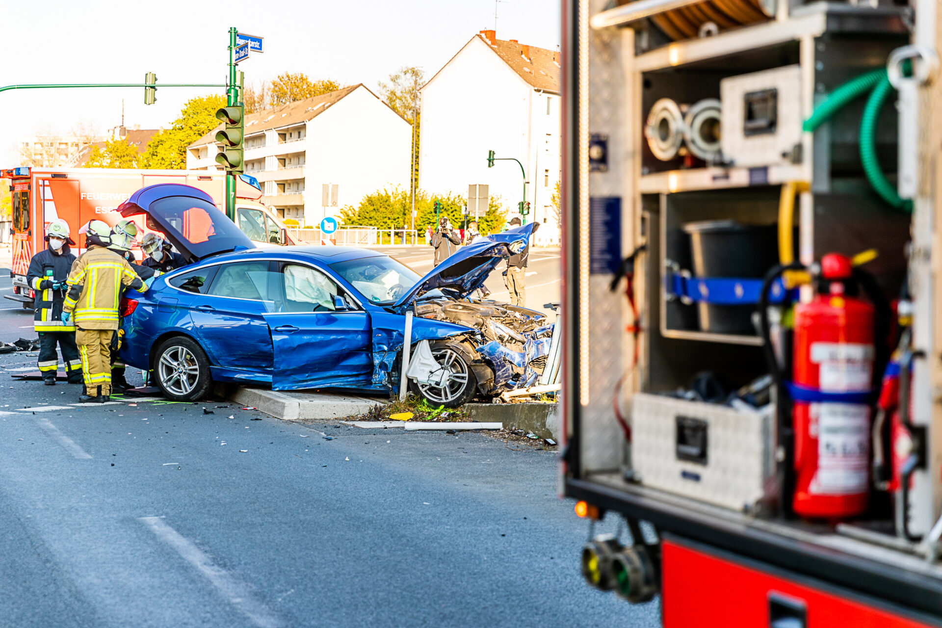 27.04.2021 – Essen Frohnhausen – Vier Zum Teil Schwerverletzte Nach ...